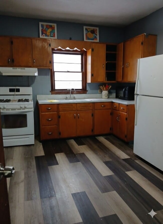 Photo - 964 N Court St