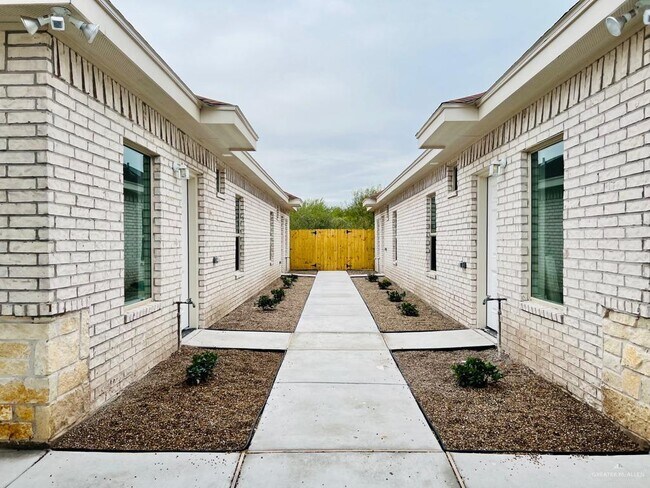 Photo - 15 W Garfield Ave Unidad 3