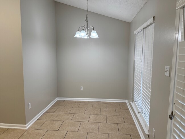 Photo - 769 Burton Ln