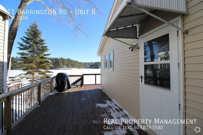 Building Photo - Spacious Waterfront 1 Bedroom on North Riv... Unit B Rental