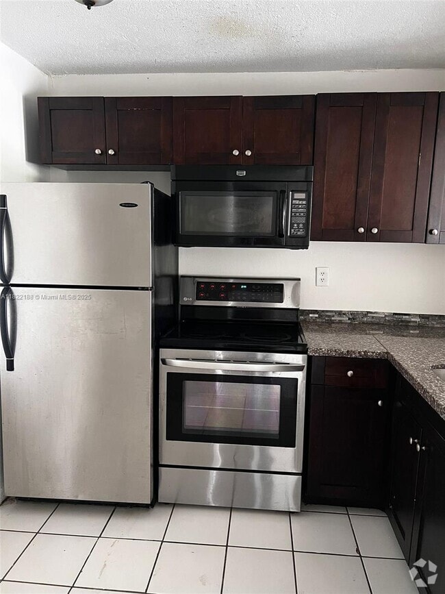 Building Photo - 498 NW 165th St Unit D303 Rental