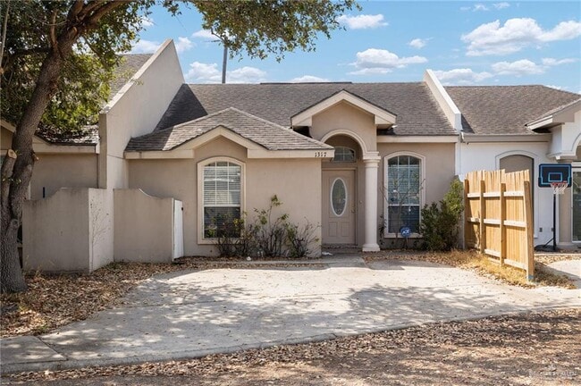 Building Photo - 11 Jubilee Ave