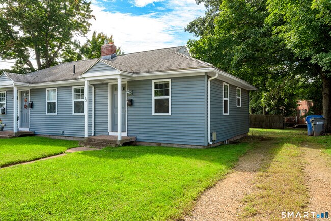 32 Bunce Dr