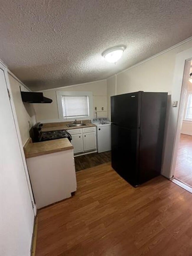 Photo - Charming 1 Bed, 1 Bath Home!