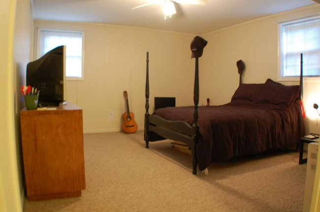 Photo - 610 Terrell Mill Road SE