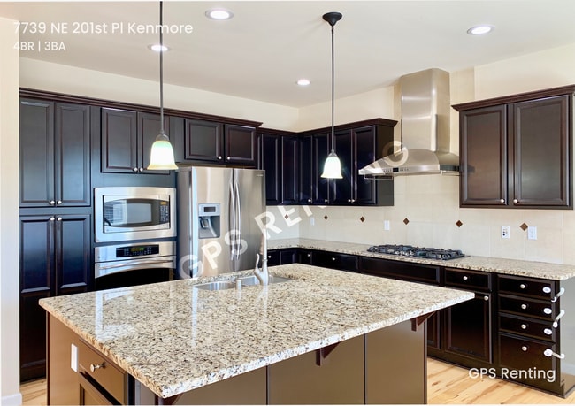 Photo - 7739 NE 201st Pl