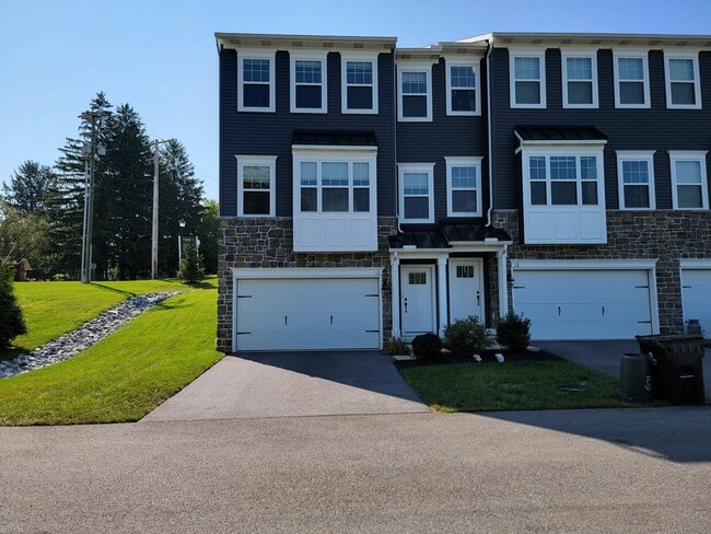 Photo - 10 Glenbrook Ct