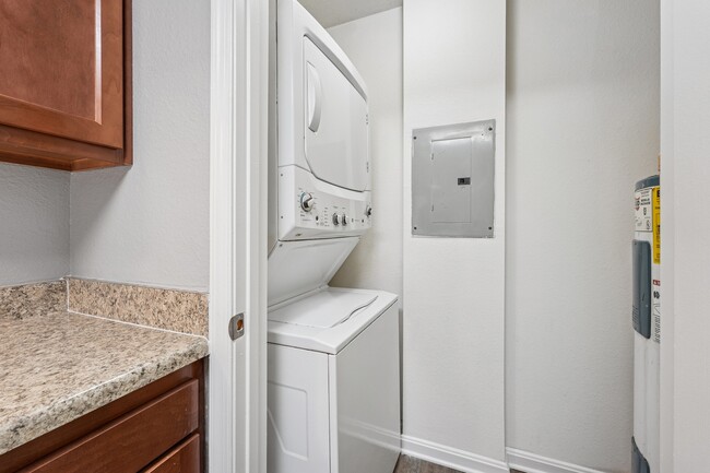 Glen Ridge Commons Apartments