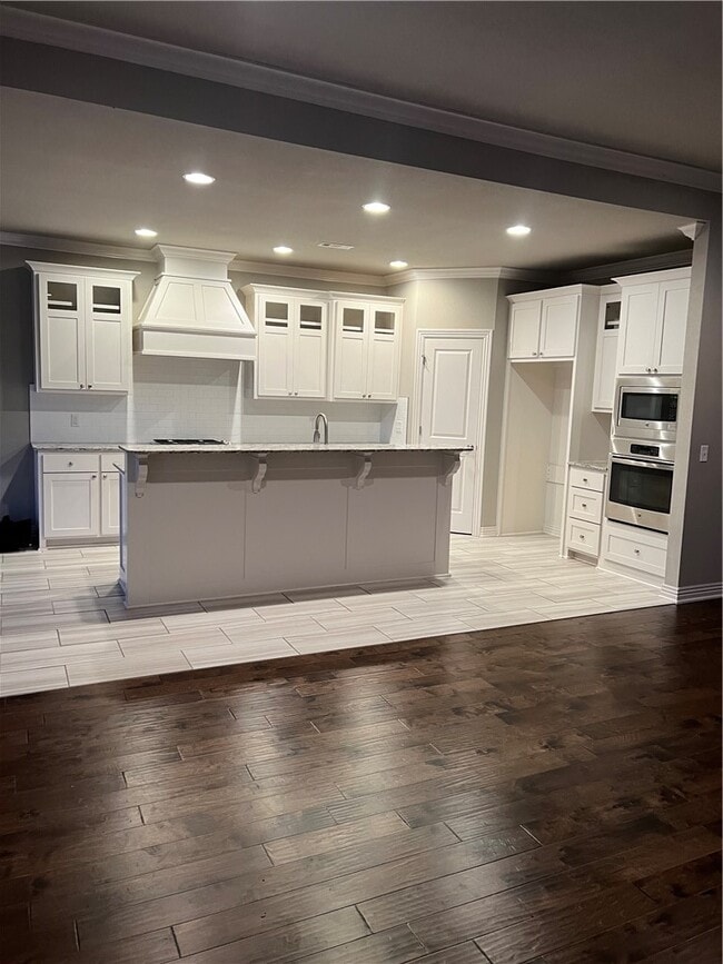 Photo - 18061 Astor Dr