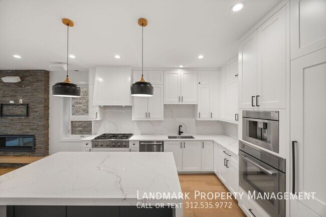 Photo - 2658 N Bosworth Ave Unit 2