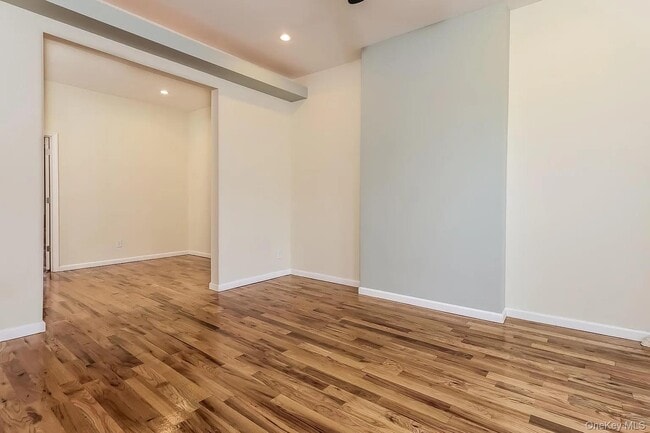 Photo - 21 Dewey Pl Unidad 1