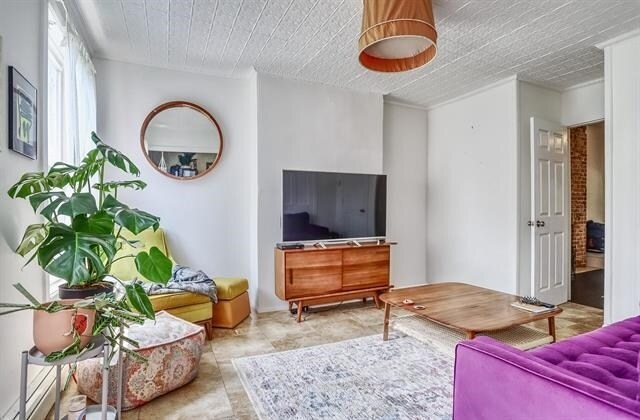 Photo - 330 Halladay St