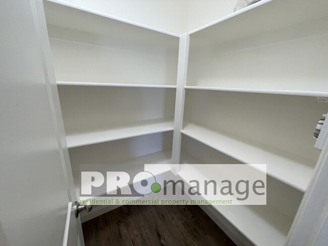 Photo - 3 Bed, 2 Bath Town Home w/ 2 Car Garage - Idaho Falls