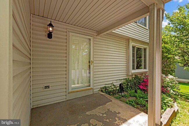 Photo - 9404 Mirror Pond Dr