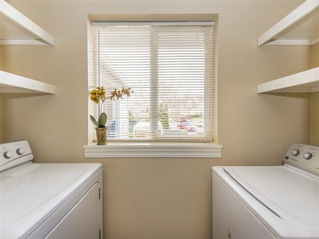 Photo - 17685 NW Concordia Ct Unit 6