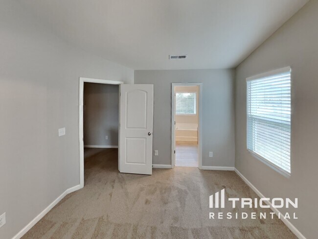 Photo - 3979 Shallowcreek Ct