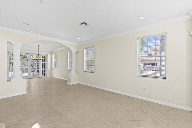 Photo - 6597 Marbletree Ln