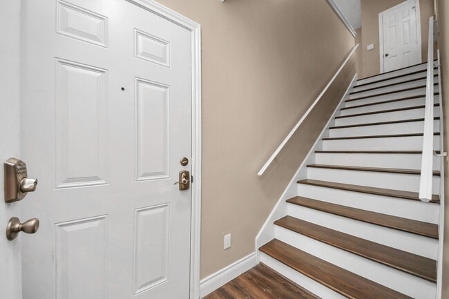 Photo - 1163 Lovett St