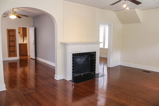 Photo - 311 E Rosewood Ave Unidad 102