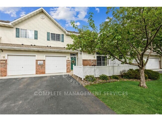 Building Photo - 15695 Gateway Path Rental