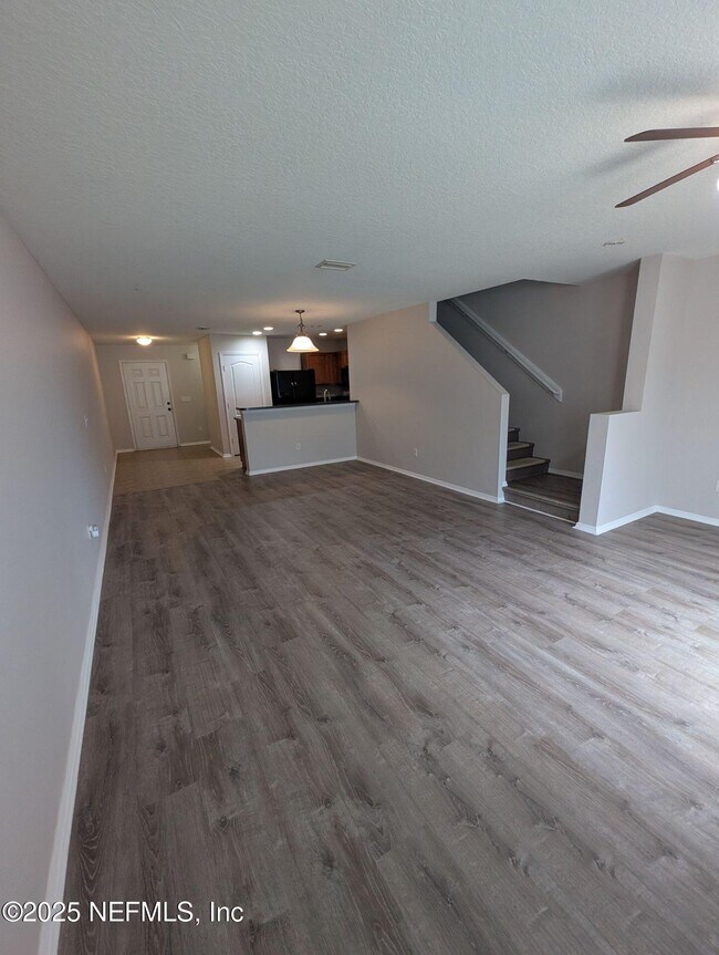 Photo - 277 Michelangelo Pl