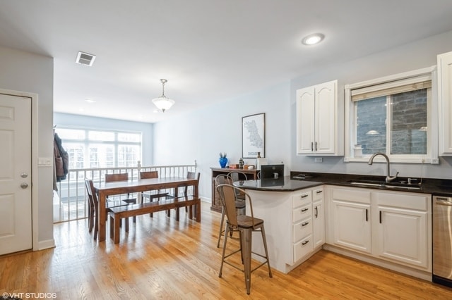 Photo - 1508 W Erie St Unidad 01