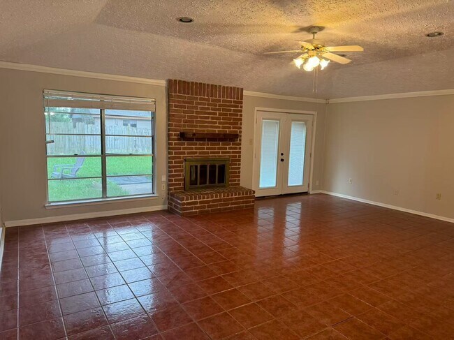 Building Photo - 15711 Wingdale Dr Rental