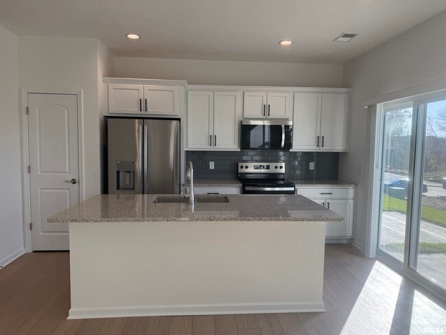 Photo - 5894 Butterfield Ct