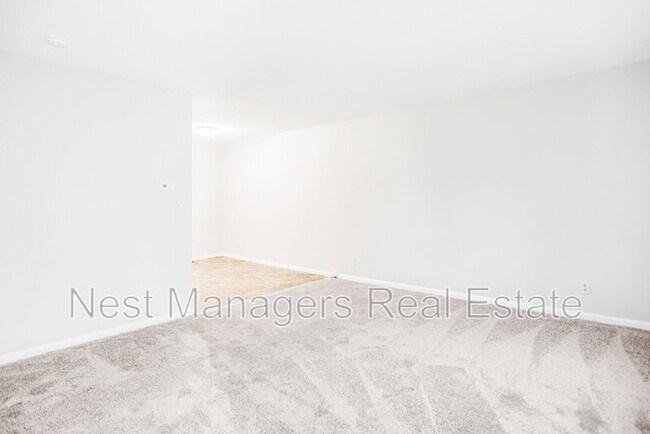 Photo - 828 Pilot Ave