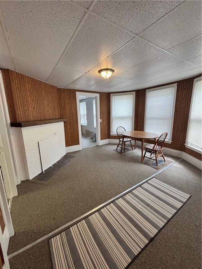 Photo - 612 W Church St