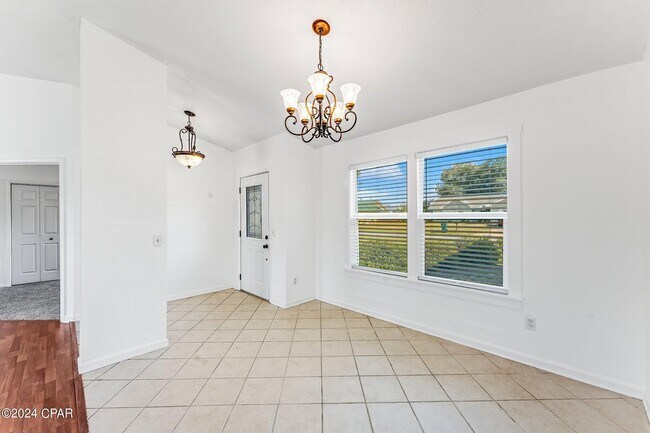 Photo - 6824 Forsythe Dr