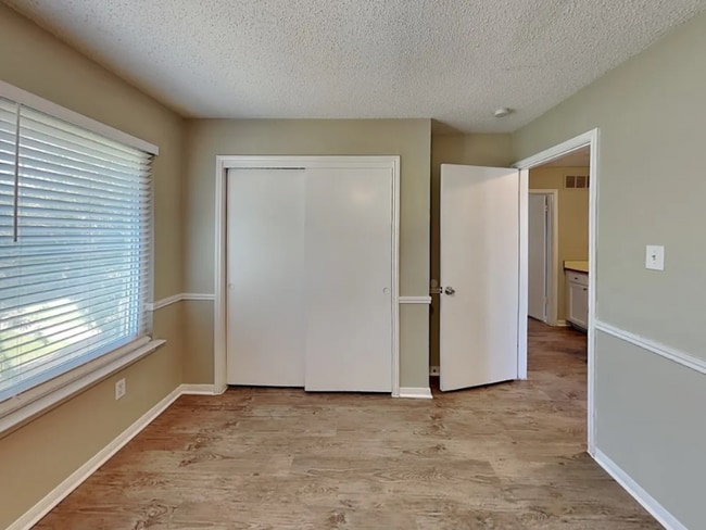 Photo - 4110 Devon Ct