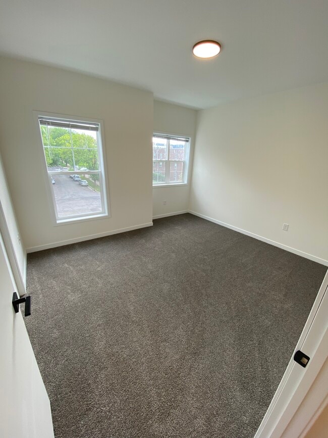 Photo - 749 Mount Curve Blvd Unit 201