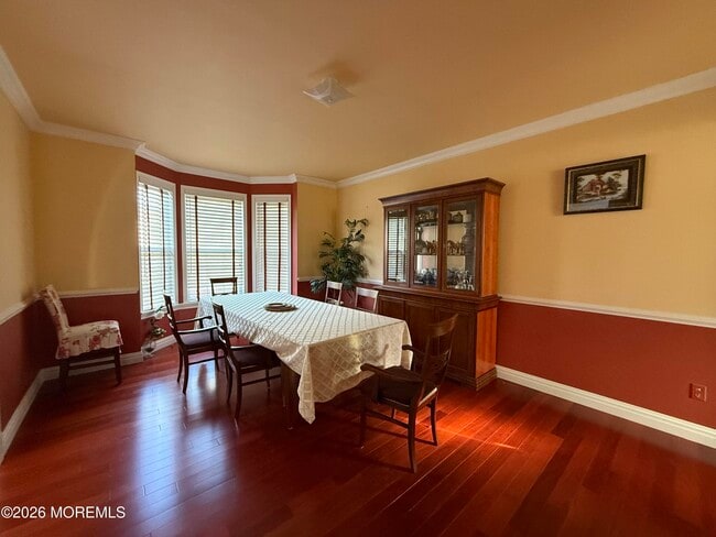 Photo - 8 Bennett Ct