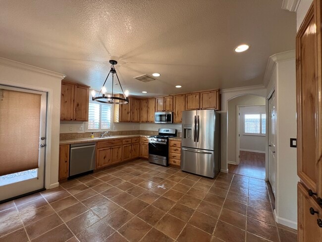 Photo - 1514 Loon Lake St