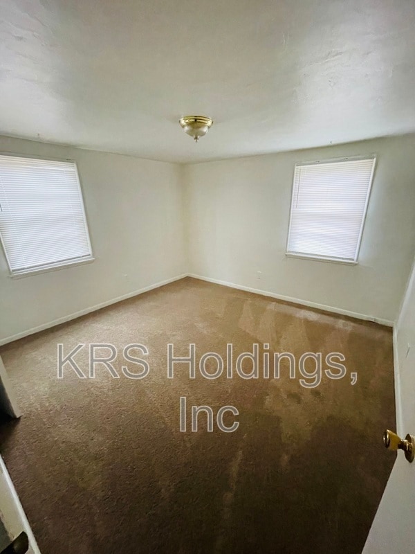 Photo - 1831 Kingston Ave Unidad C