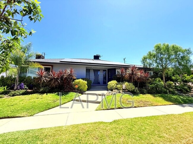 Photo - 5500 Shenandoah Ave