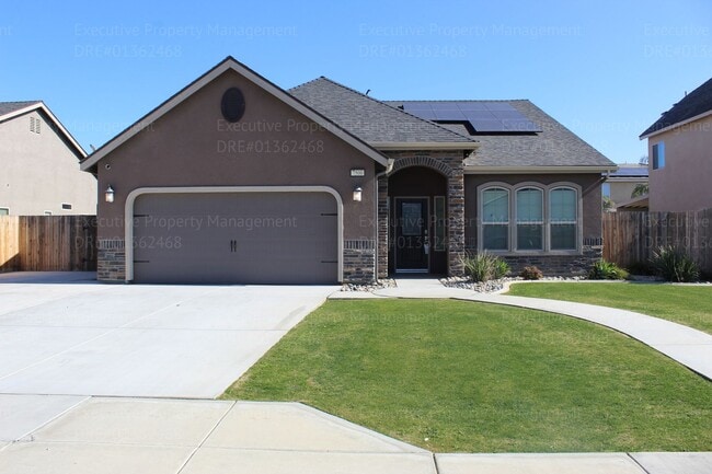 Building Photo - 3 bedrooms 2 bath plus office Stine Rd/Berkshire Rd