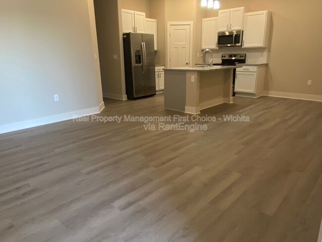 Photo - 4610 S Kessler Cir