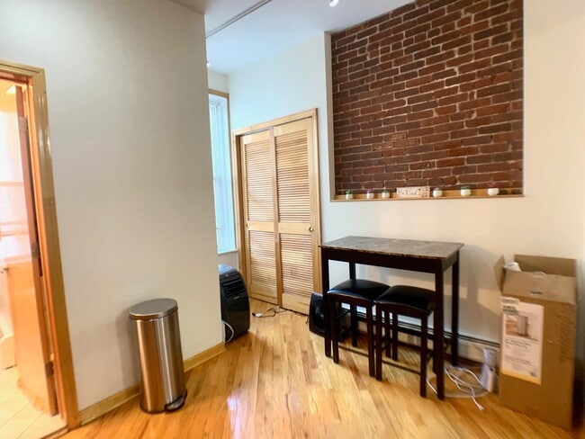 Photo - 402 Grand St Unit 3N