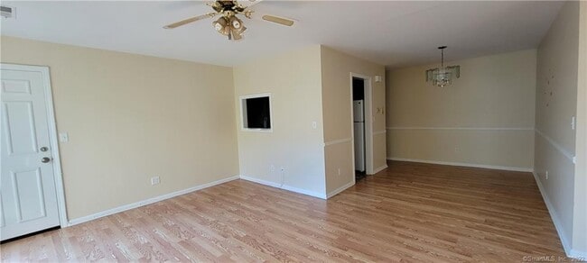 Photo - 375 Glendale Ave Unit D11