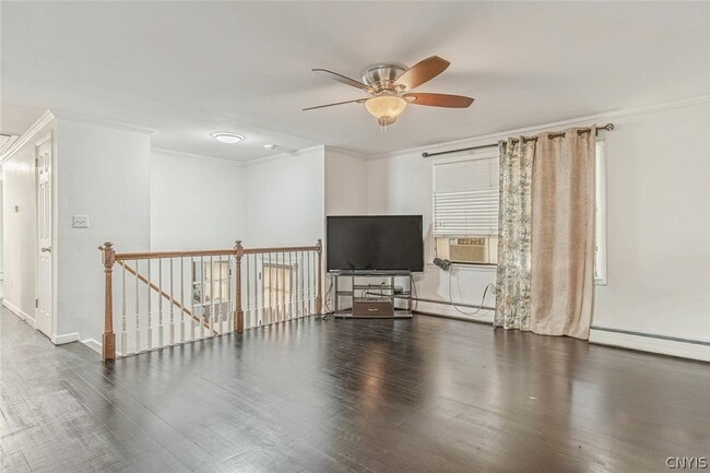 Photo - 147 Elm St