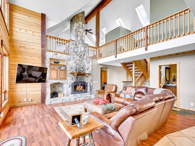 Photo - 785 Warren Gulch Rd