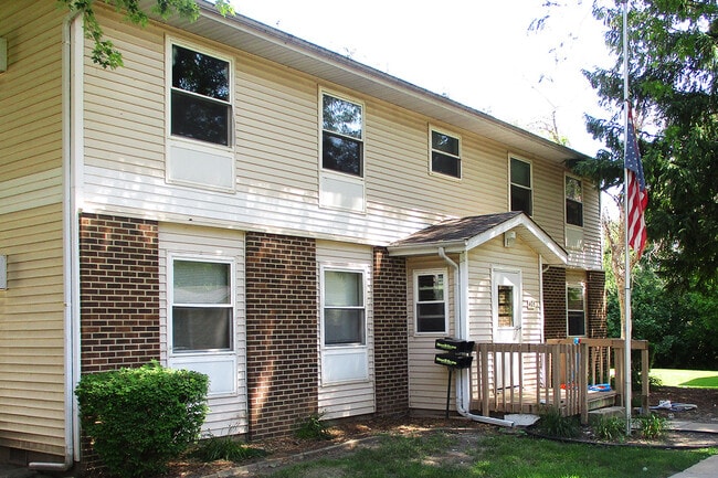 Photo - Highland Oglesby Apartments