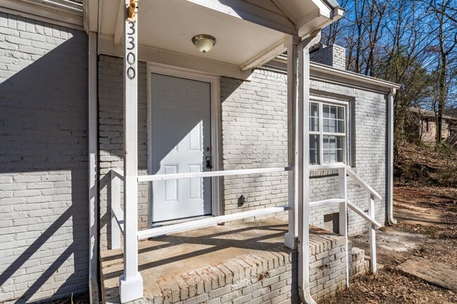 Photo - Beautifully Renovated 3BR/2BA home on King St!