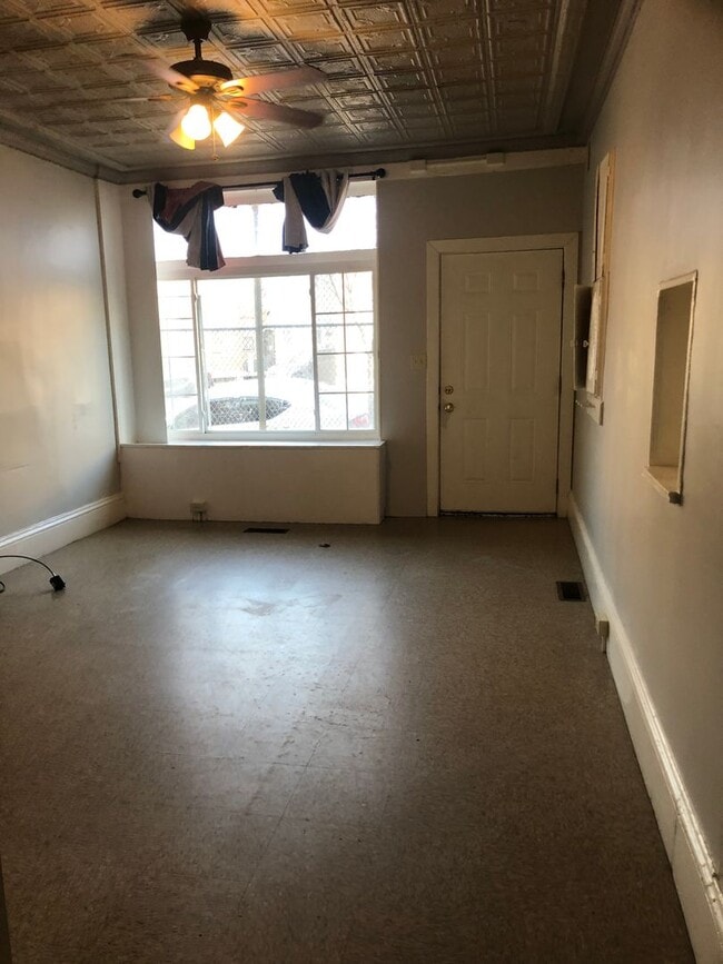 Photo - 344 S Queen St Unit Apt.1