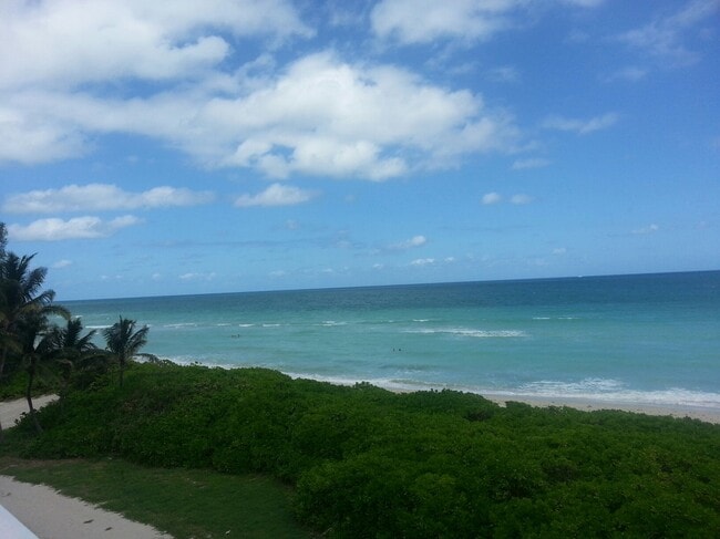 ocean front, ocean view - 5401 Collins Ave Unit 1115