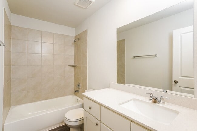 Photo - 3009 Tallgrass Ct