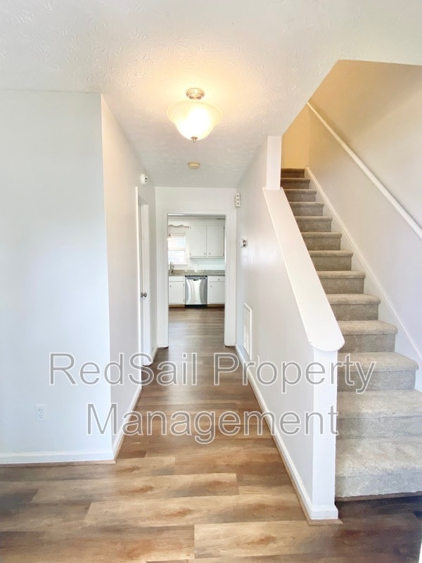 Photo - 534 Brightwood Ave