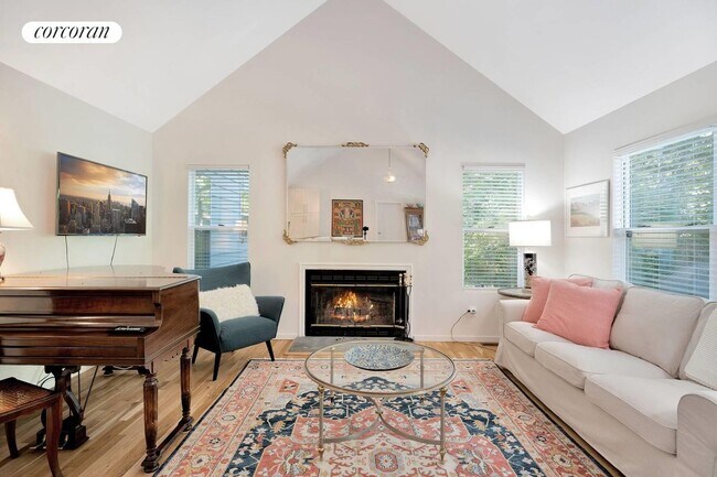 Photo - 12 President St